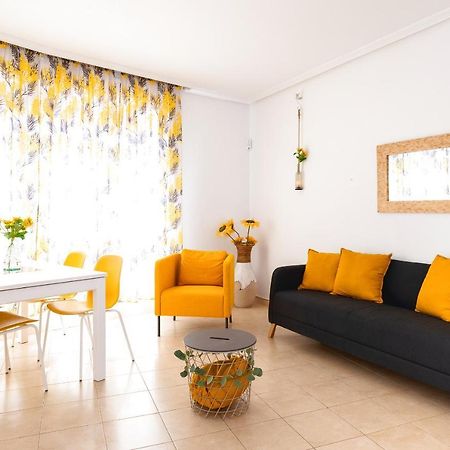 Casa Girasole Villa คอร์ราเลโฮ ภายนอก รูปภาพ