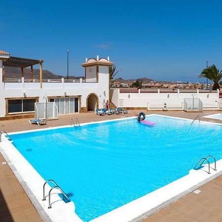 Casa Girasole Villa คอร์ราเลโฮ ภายนอก รูปภาพ