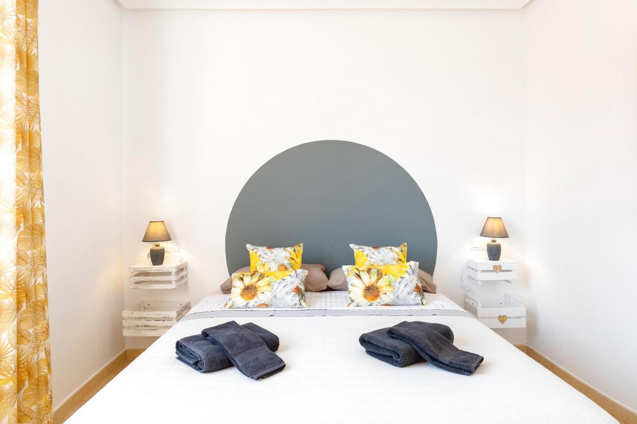 Casa Girasole Villa คอร์ราเลโฮ ภายนอก รูปภาพ