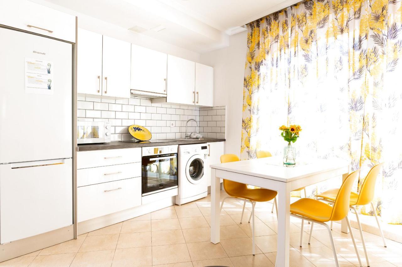 Casa Girasole Villa คอร์ราเลโฮ ภายนอก รูปภาพ