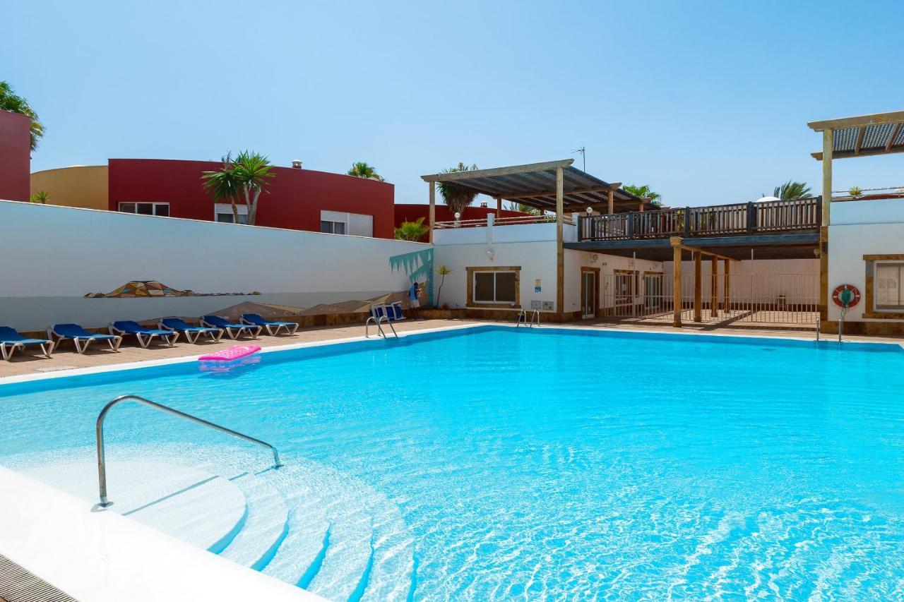 Casa Girasole Villa คอร์ราเลโฮ ภายนอก รูปภาพ