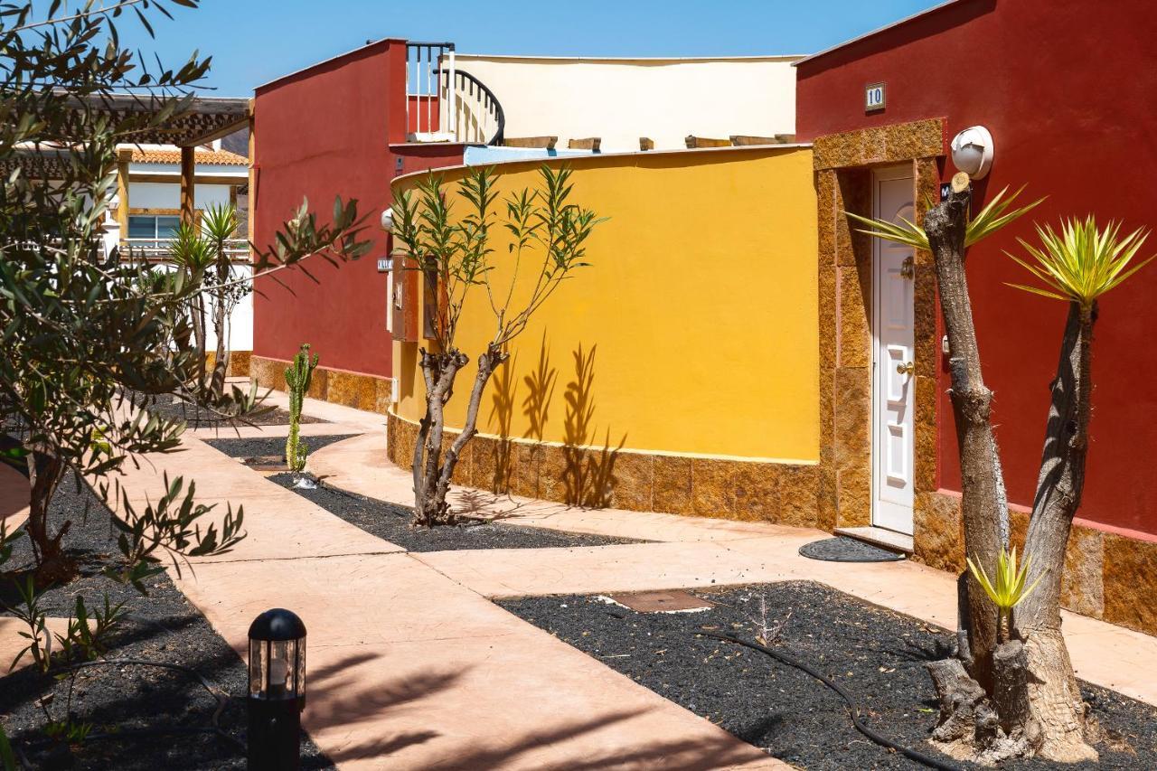 Casa Girasole Villa คอร์ราเลโฮ ภายนอก รูปภาพ
